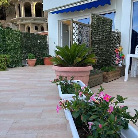 Residence Sei Delfini Termoli Esterno foto