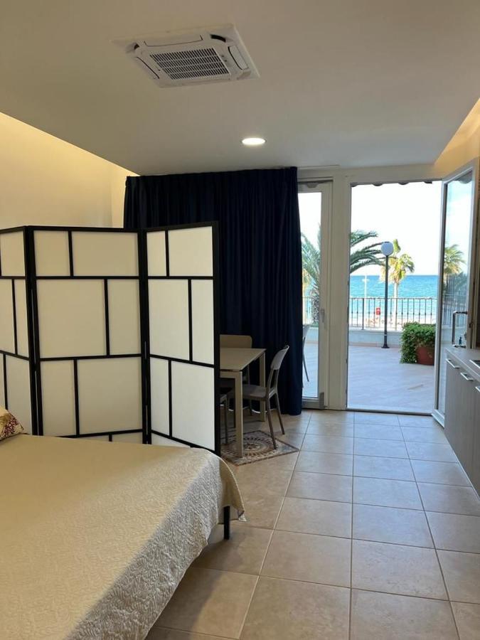 Residence Sei Delfini Termoli Esterno foto